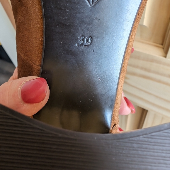 Daniela Shoes suede golden block heels - Picture 7 of 7